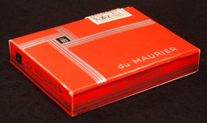 Du Maurier Cigarettes